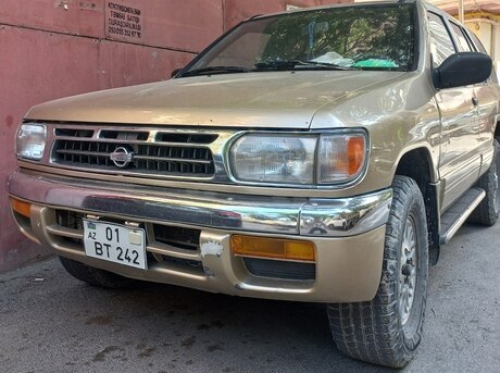 Nissan Pathfinder 1998