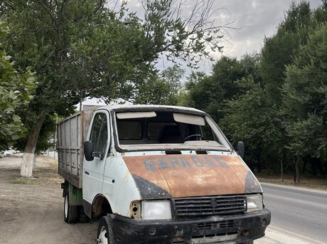 GAZ 32212 1998