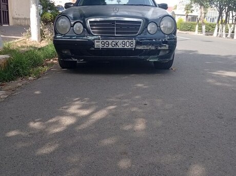 Mercedes E 220 d 2000