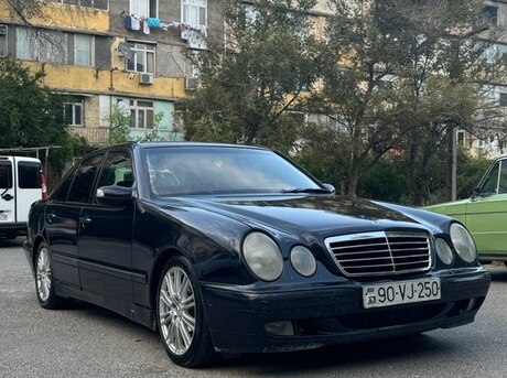 Mercedes E 220 d 2001