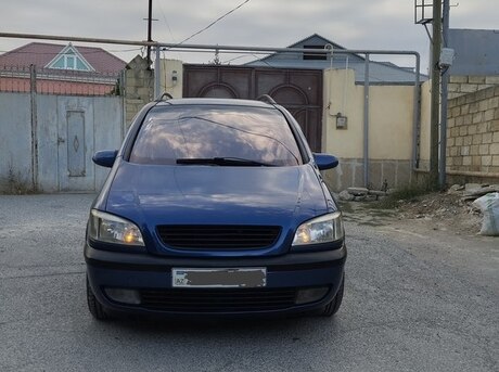 Opel Zafira 2001