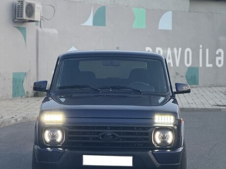 LADA (VAZ) Niva 2015