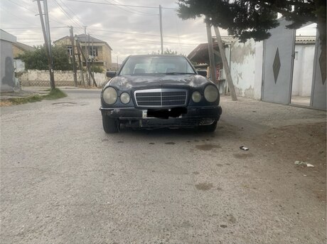 Mercedes E 220 d 1998