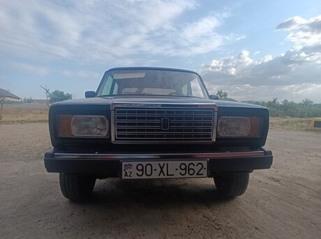 LADA (VAZ) 2107