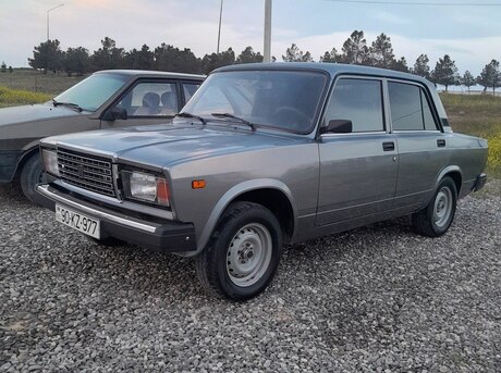LADA (VAZ) 2107