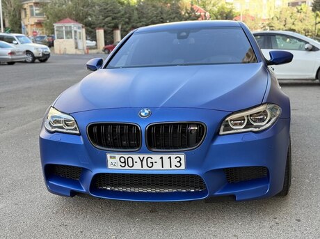 BMW M5 2013