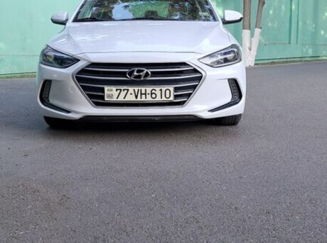 Hyundai Elantra 2018