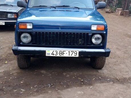 LADA (VAZ) Niva 2013