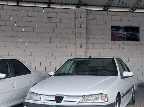 Peugeot 405