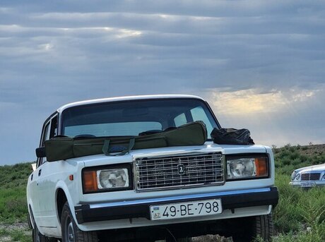 LADA (VAZ) 2107
