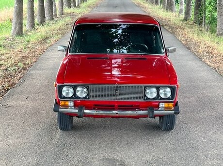 LADA (VAZ) 2106 1990