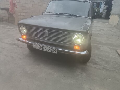 LADA (VAZ) 21011 1975
