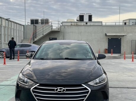 Hyundai Elantra 2017