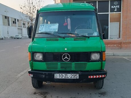 Mercedes 208 D 1993