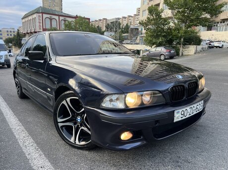 BMW 528