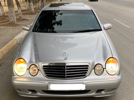 Mercedes E 240 2000
