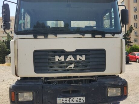 MAN  2001