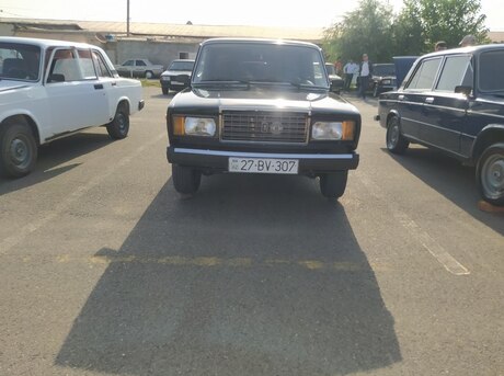 LADA (VAZ) 2107 2010