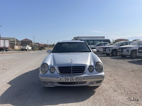 Mercedes E 200 d 2000