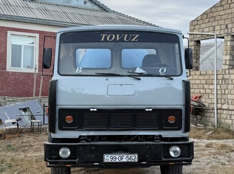 MAZ 5337
