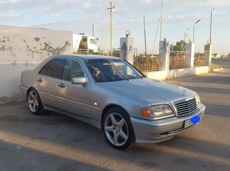 Mercedes C 200 1995