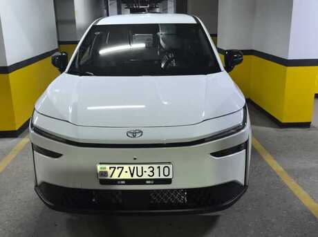 Toyota  2025