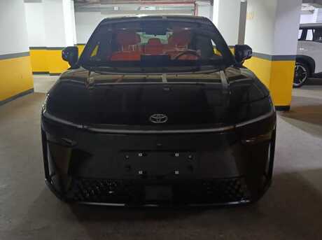 Toyota  2025
