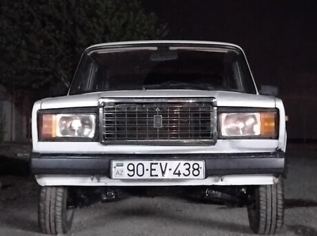 LADA (VAZ) 2107 2001