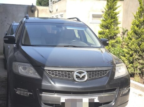 Mazda CX-9