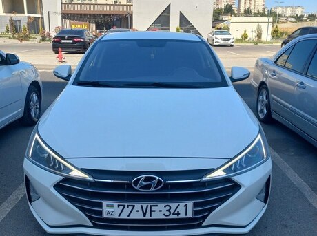 Hyundai Elantra 2019