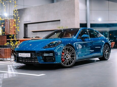 Porsche Panamera GTS