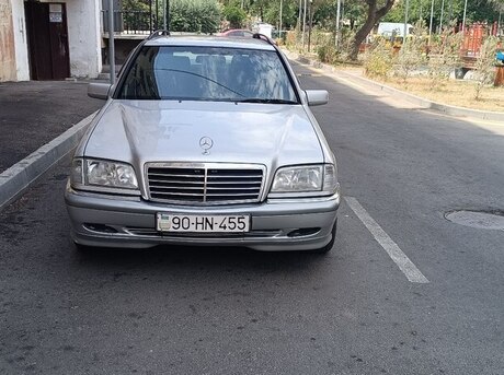 Mercedes C 180