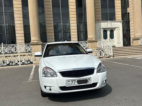 LADA (VAZ) Priora 2017