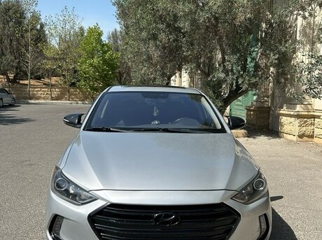 Hyundai Elantra 2017