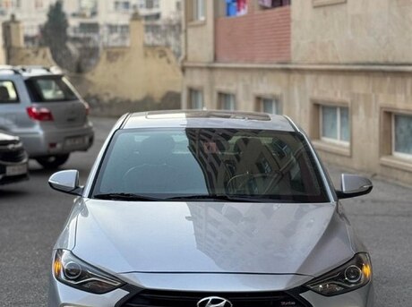 Hyundai Elantra 2018
