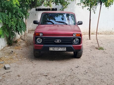 LADA (VAZ) Niva 2013