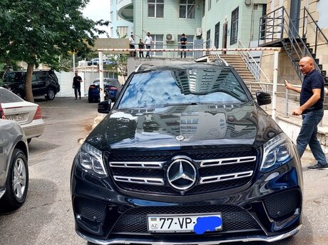 Mercedes GLS 500 4MATIC 2017
