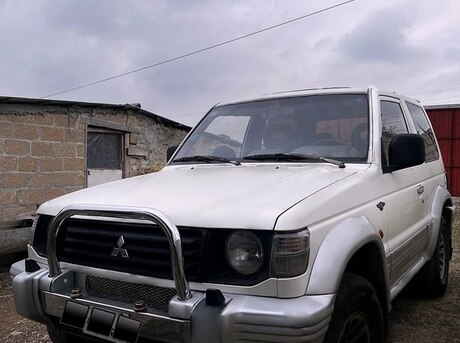 Mitsubishi Pajero 1993