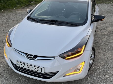 Hyundai Elantra 2011
