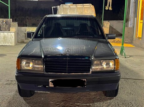 Mercedes 190 1990