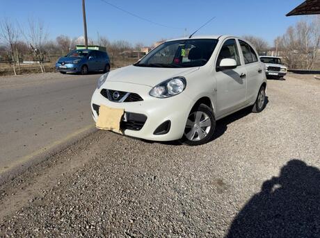 Nissan March 2016
