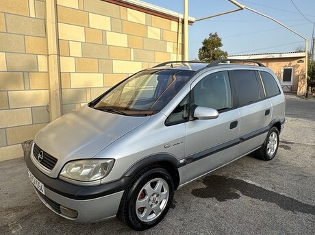 Opel Zafira 2001