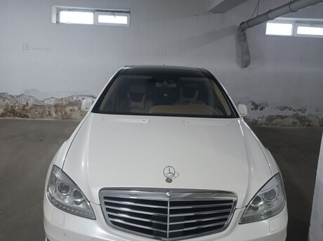 Mercedes S 500