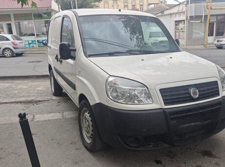 Fiat Doblo 2012