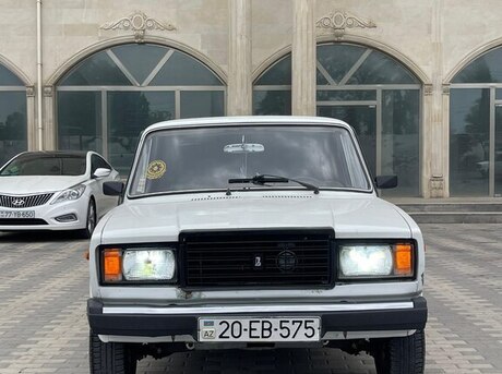 LADA (VAZ) 2107