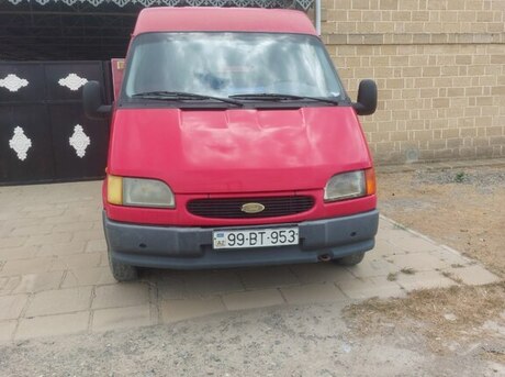 Ford Transit 2000