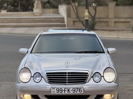 Mercedes E 240 2000