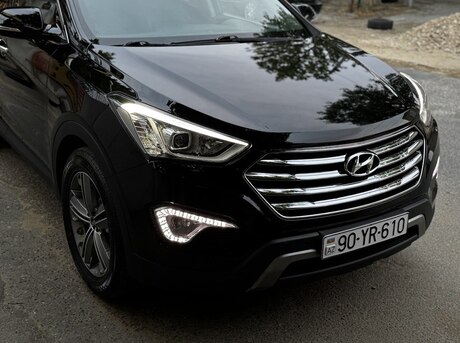 Hyundai Grand Santa Fe