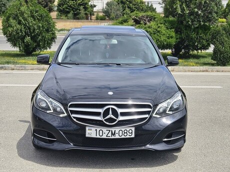 Mercedes E 220