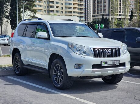 Toyota Land Cruiser Prado 2012